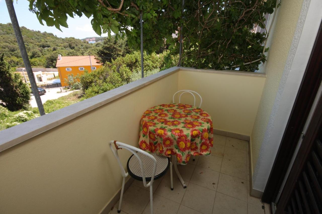 Apartment Mali Losinj 7879B Luaran gambar