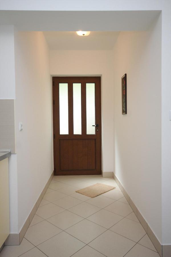 Apartment Mali Losinj 7879B Luaran gambar